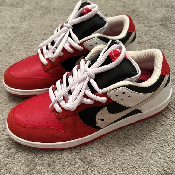 warren lotas jason dunks